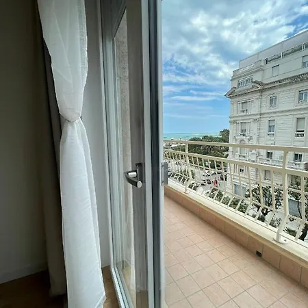 Blu Apartment